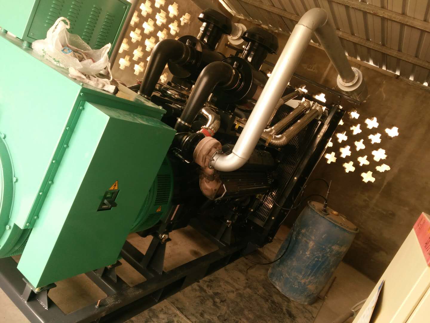 房地產用備用發電機500kw上柴發電機